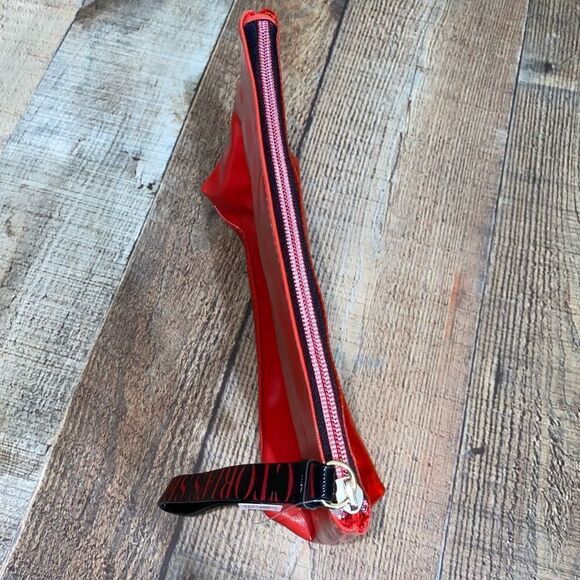 Victoria's Secret
Red See-thru Cosmetic Bag - Picture 4 of 10